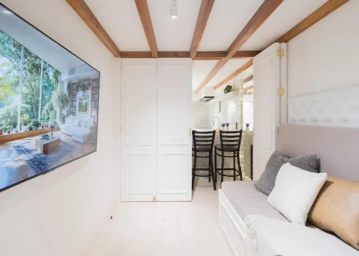 Apartment Haven Country Charm 2br 6pax With Netflix & Cebu