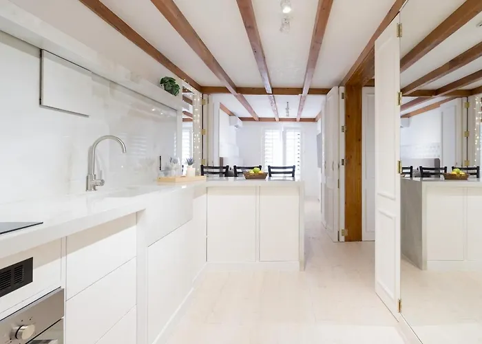 Haven Country Charm 2br 6pax With Netflix & Apartment Cebu